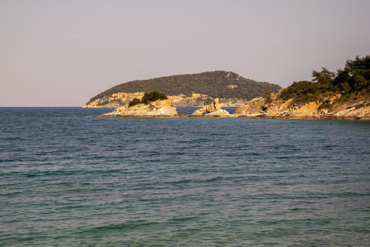 Just On The Sea 1 Villa Nea Iraklitsa Bagian luar foto
